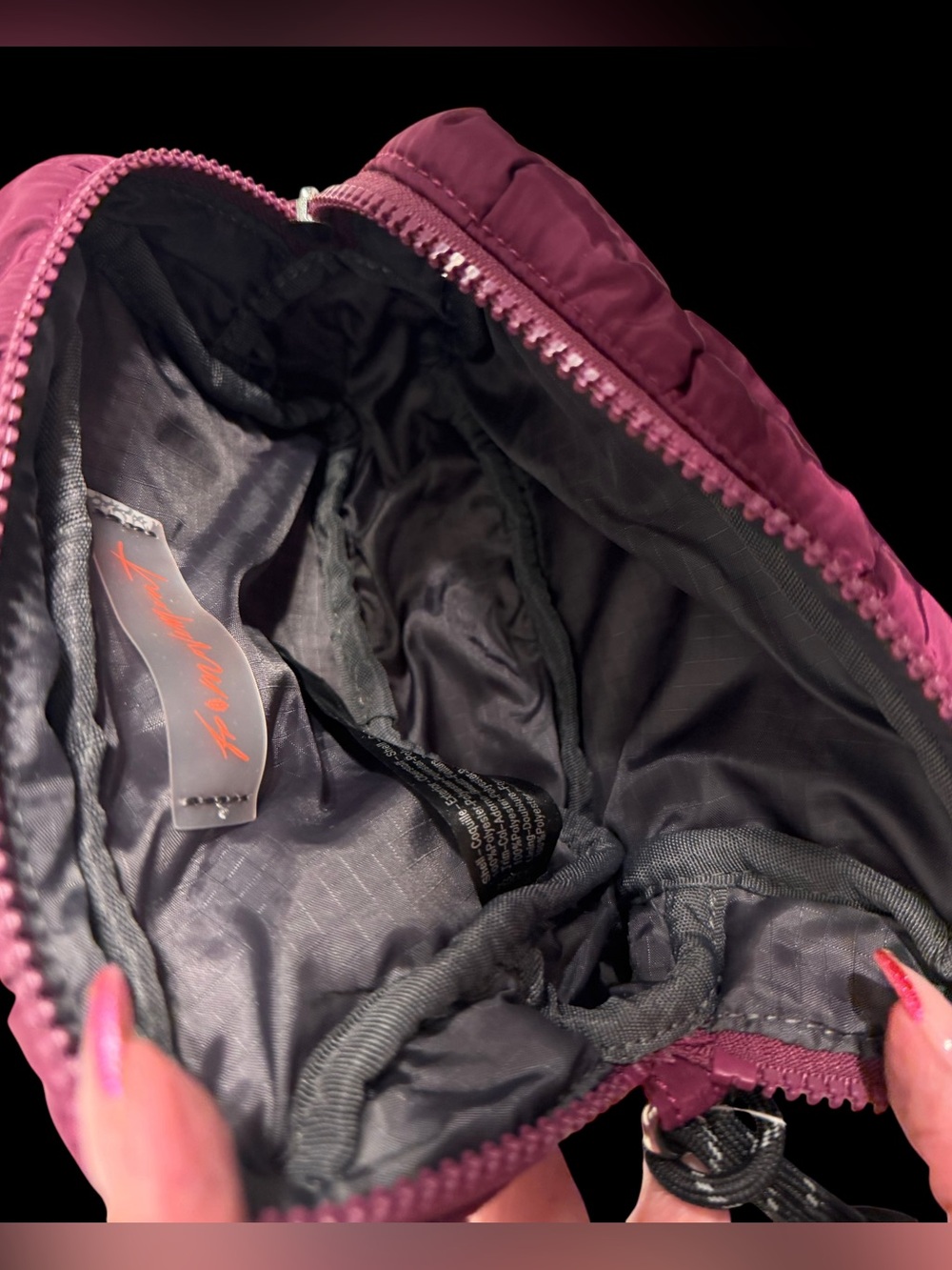 🔥 FP Movement Quilted Mini Case Free People BRAND NEW WITH TAGS! - Picture 6 of 7